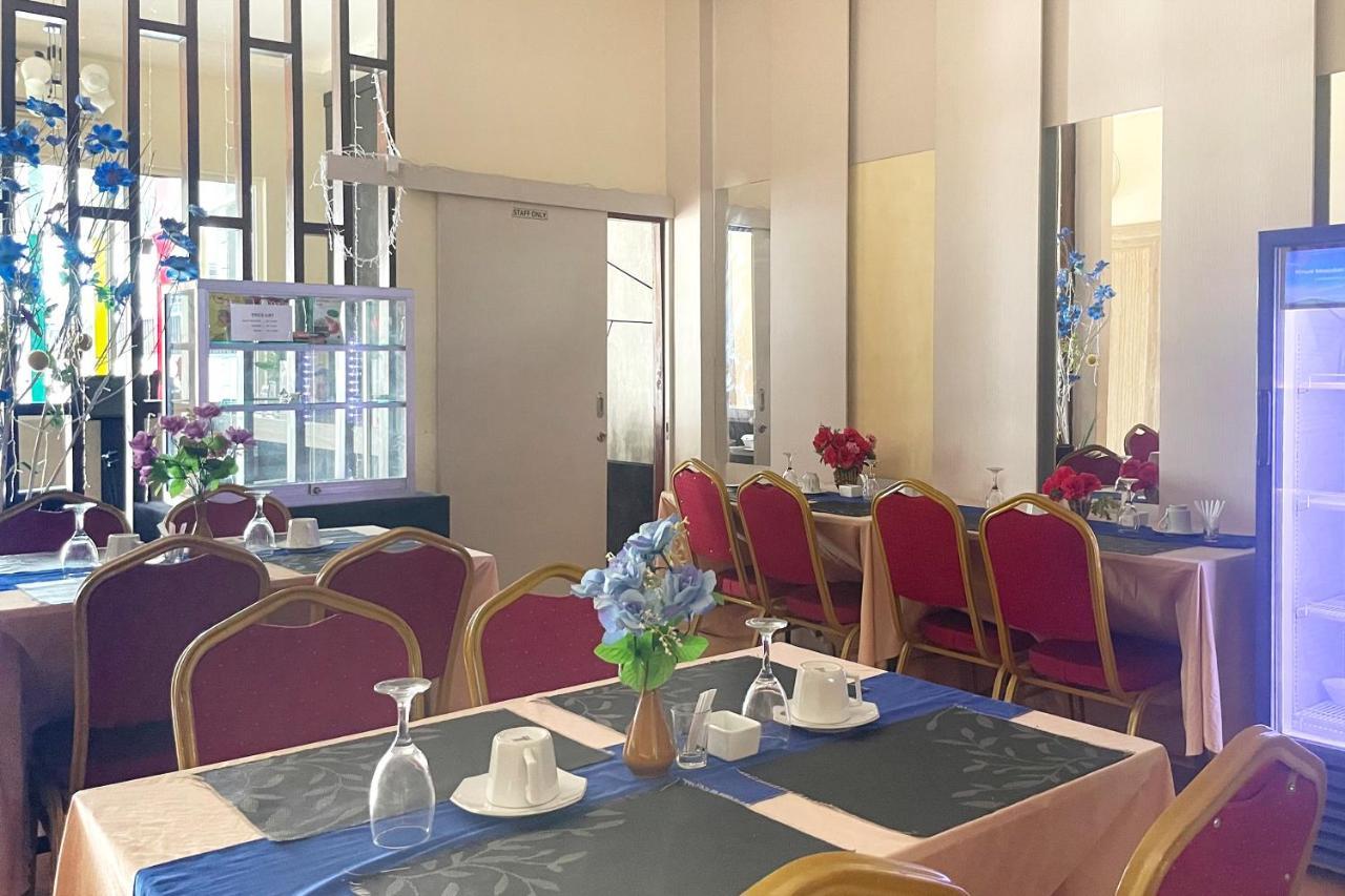 Urbanview Hotel Harapan Palopo Zewnętrze zdjęcie