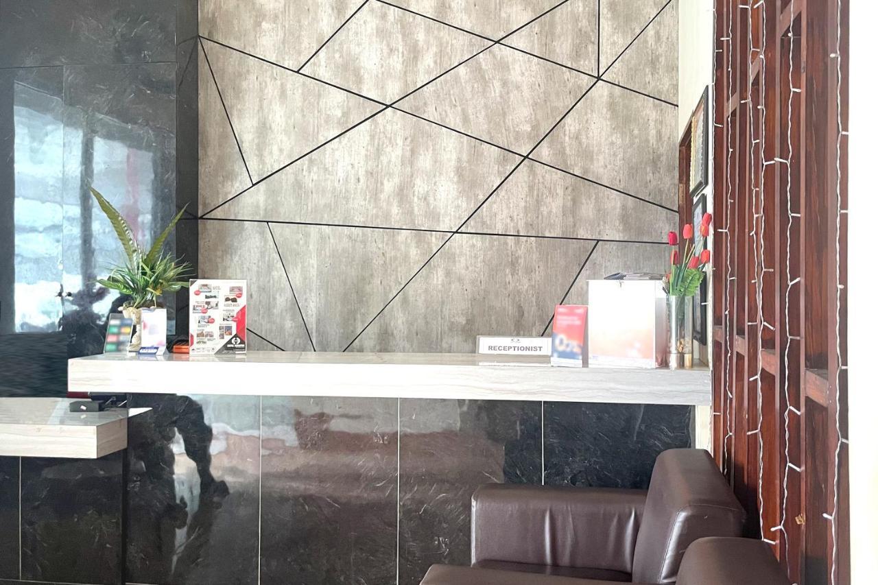 Urbanview Hotel Harapan Palopo Zewnętrze zdjęcie